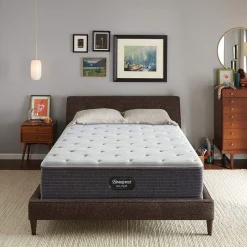 Beautyrest Silver® BRS900 Luxury Plush Mattress