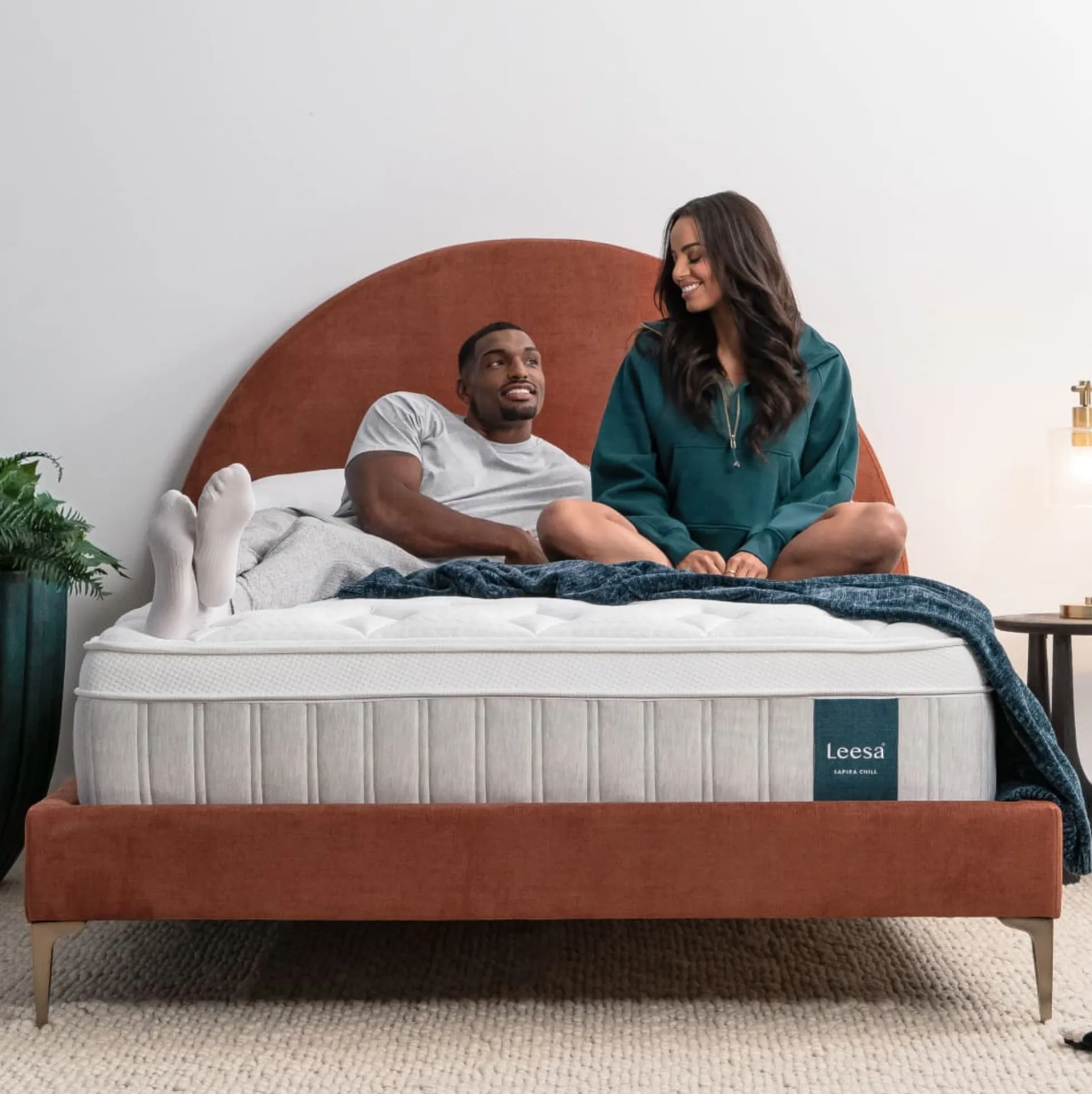 Leesa Sapira Chill Medium Hybrid Mattress