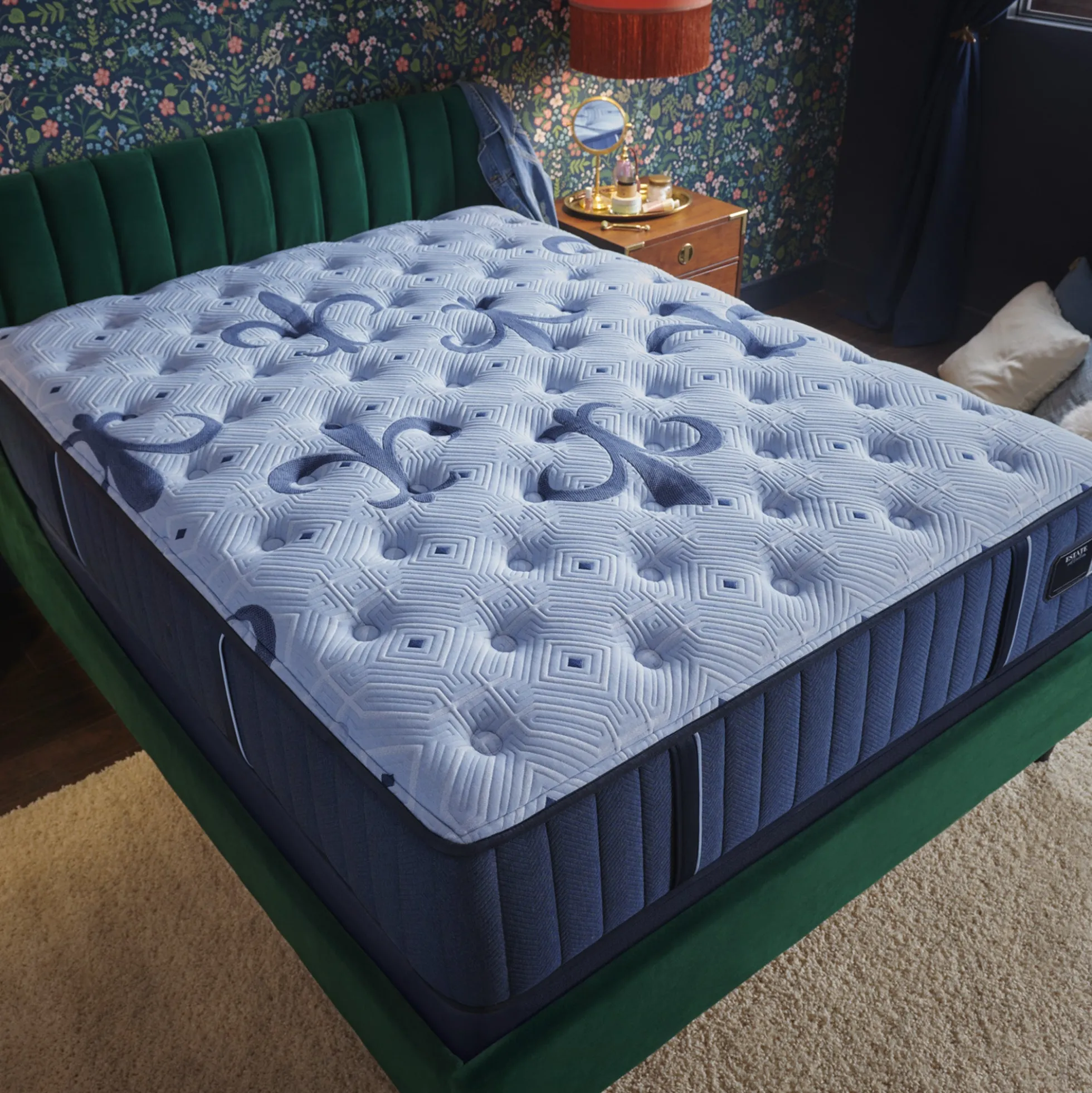 Stearns & Foster Estate Medium Mattress