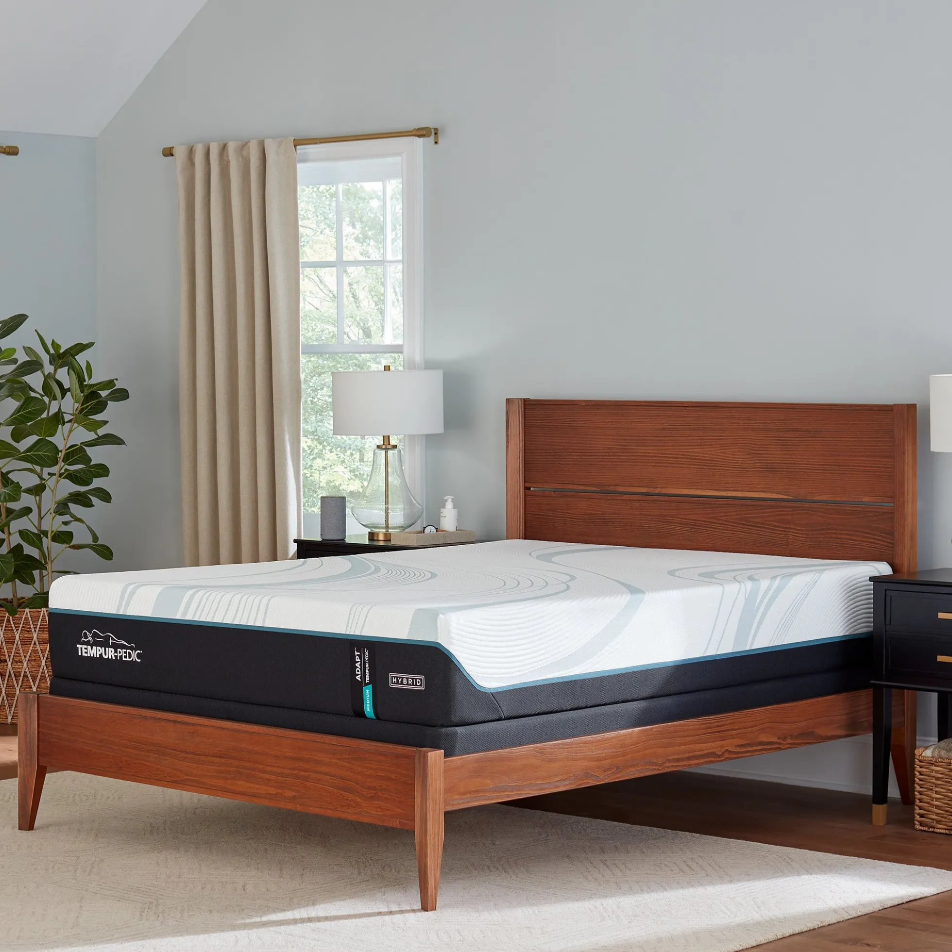 Tempur-Pedic TEMPUR-Adapt® Medium Hybrid Mattress
