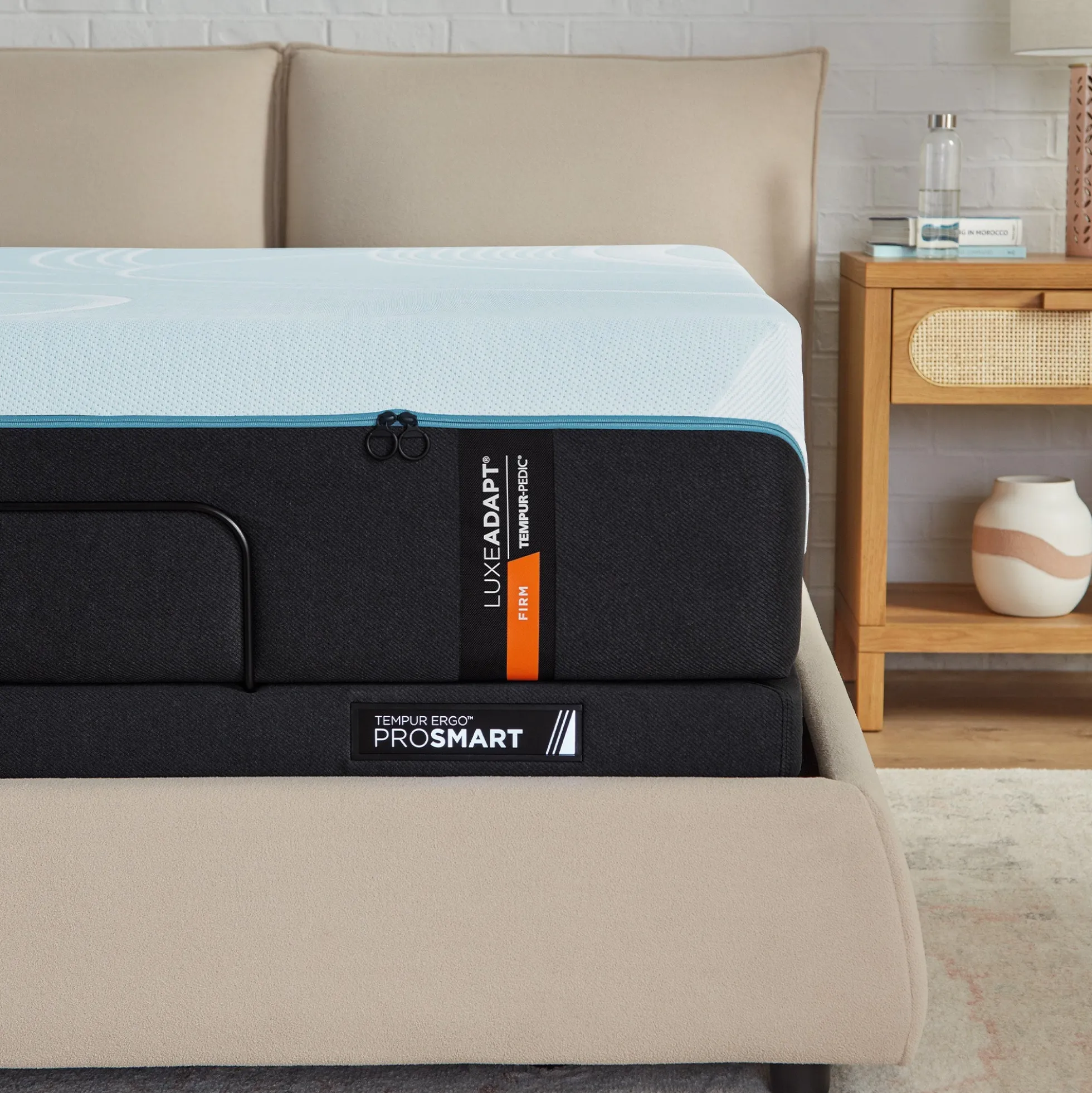 Tempur-Pedic TEMPUR-LuxeAdapt® Firm Mattress